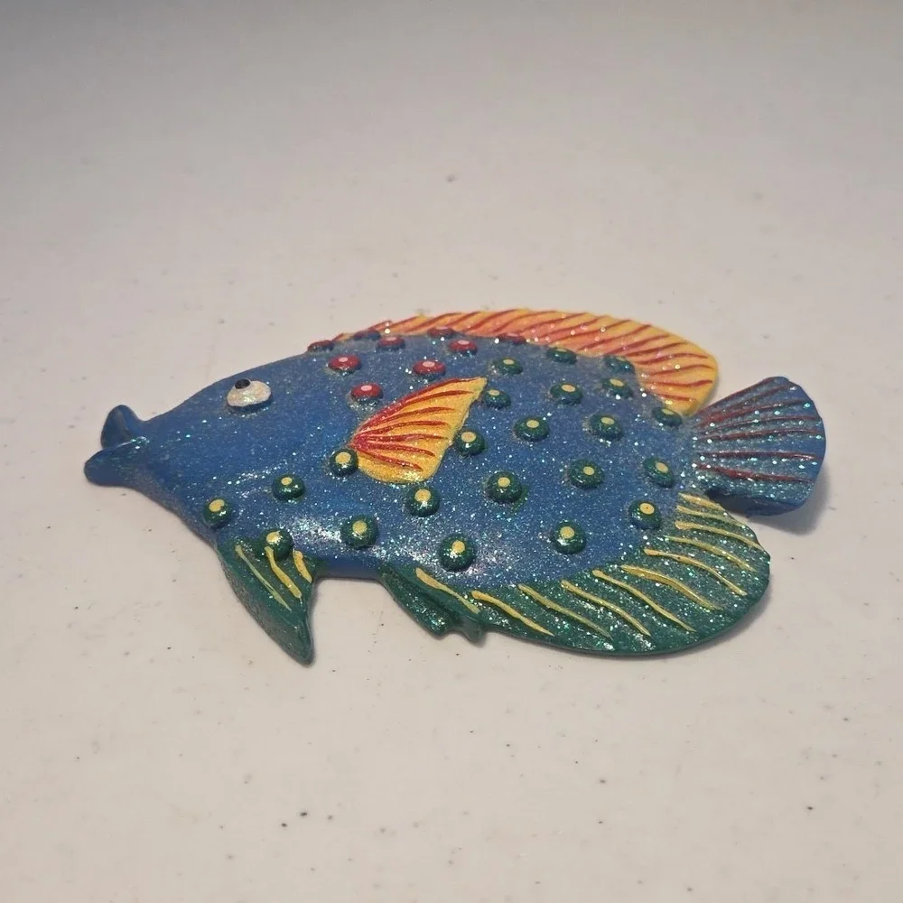 Vintage Sparkly Tropical Plaster Fish Wall Glittee Rainbow Ocean Water Plaque